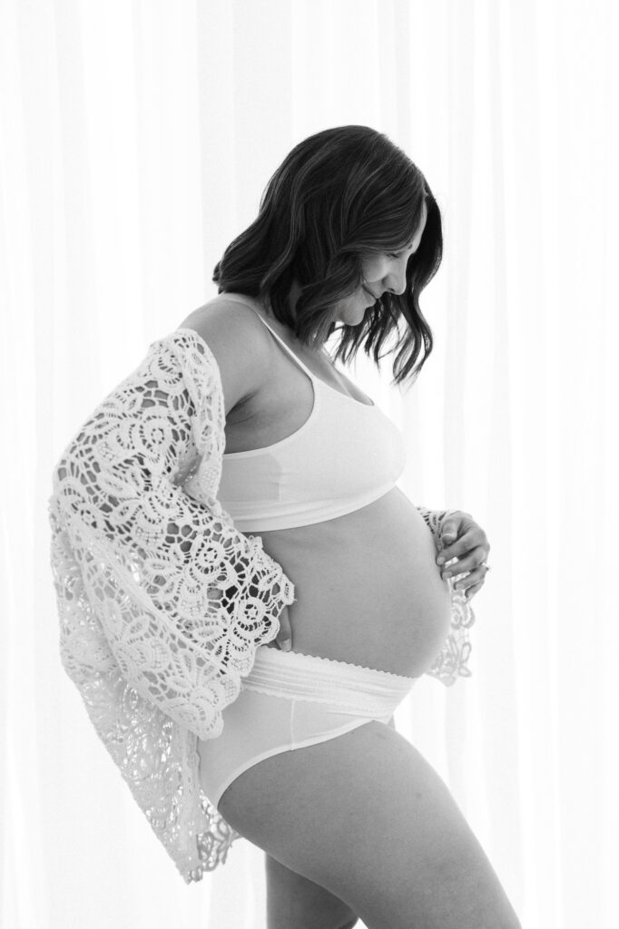 Timeless black and white pregnancy portrait